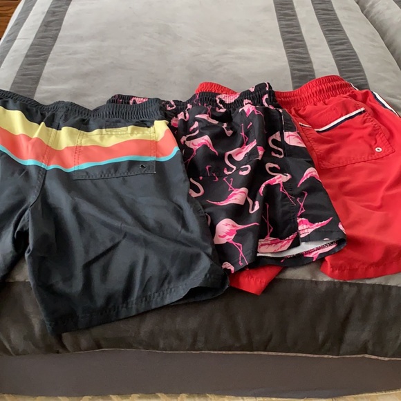 Bundle of 3 old navy swim trunks - Picture 2 of 8